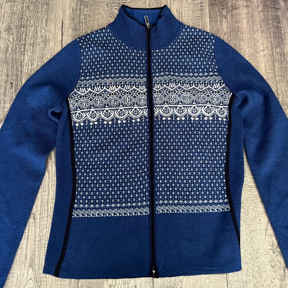 Eddie Bauer Blue and White Cowl Neck Sweater